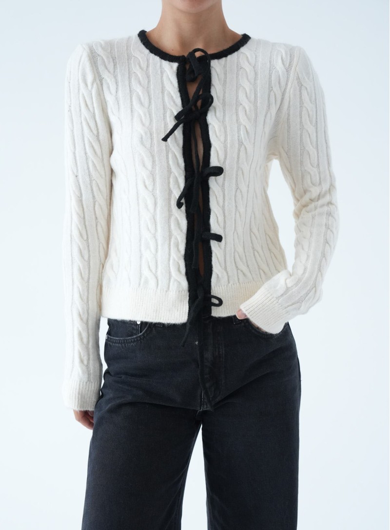 ΖΑΚΕΤΑ ΠΛΕΚΤΗ LACE UP CREAM 26153 ΝΕΕΣ ΑΦΙΞΕΙΣ